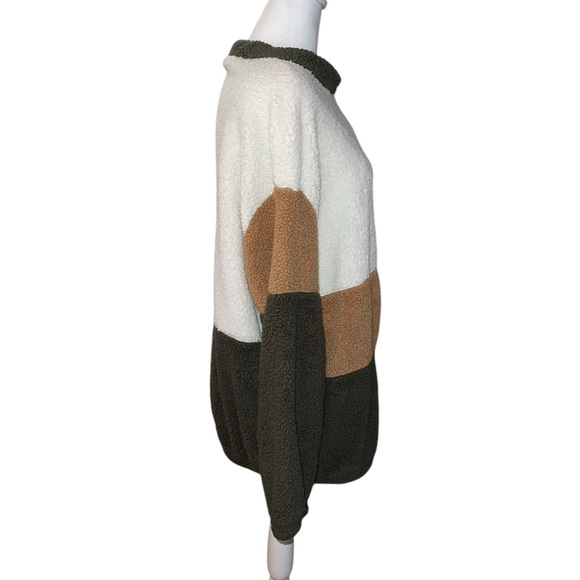 SHEIN Curve brown white and green color block teddy bear zip up size 0XL - Picture 5 of 6